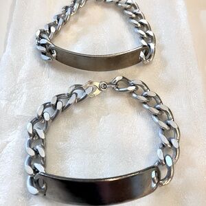 Simple chain bracelets